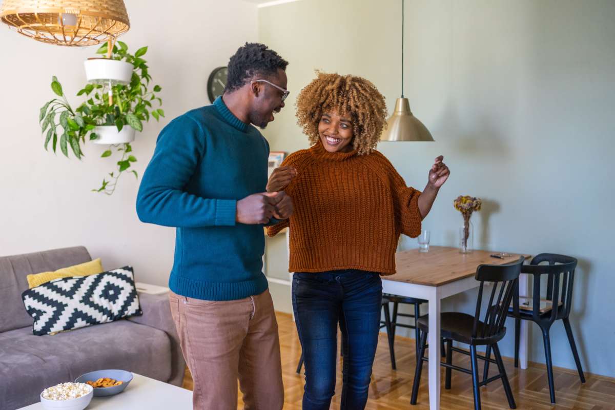  Happy resident couple at Fontana Pointe in Greeneville, Tennessee