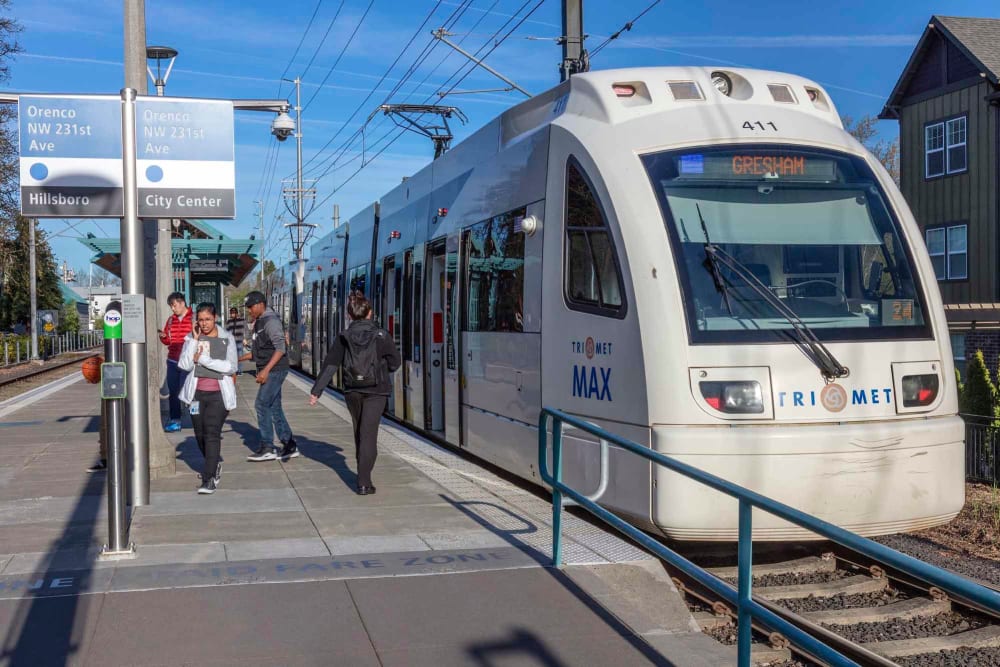 Transit near Brookside Village in Auburn, Washington