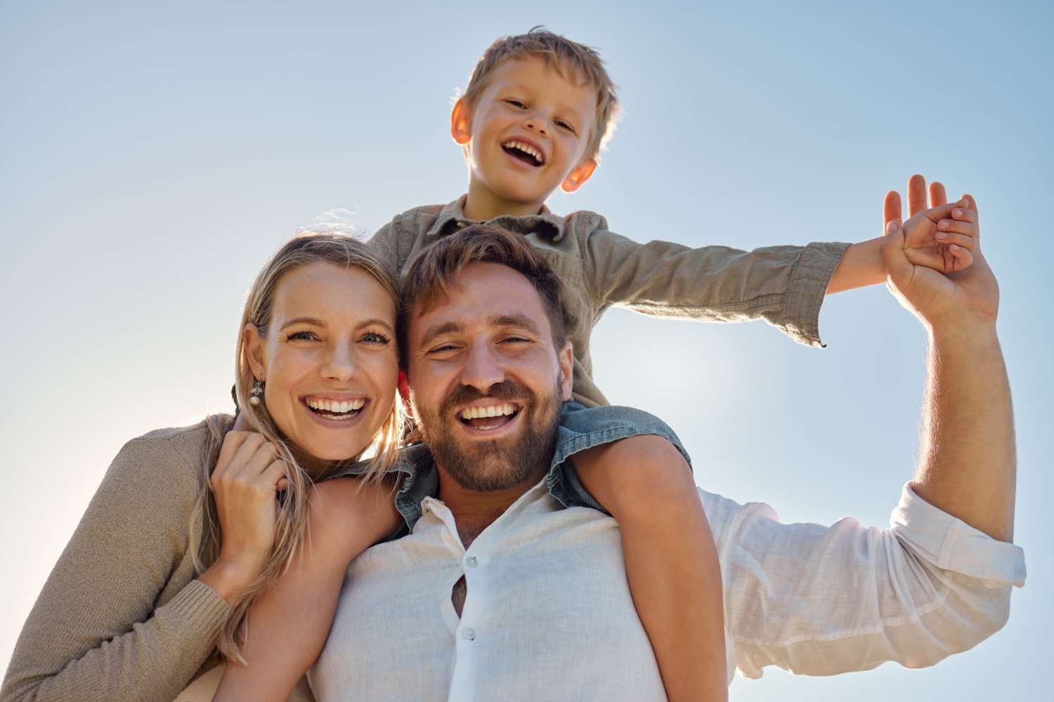 Happy resident family at Middlebrook Trace II in Staunton, Virginia 