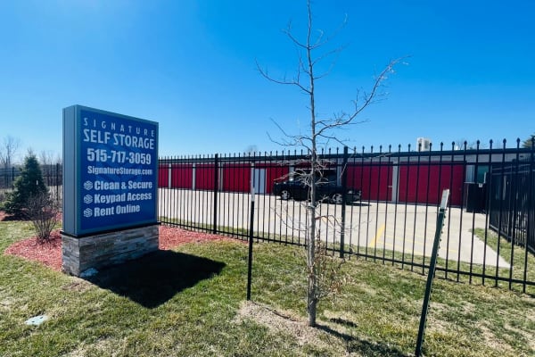 Signature Self Storage in Des Moines, Iowa