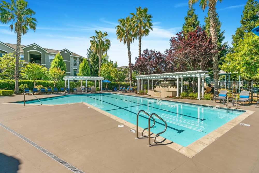Swimming pool at Hawthorn Village Apartments in Napa, California