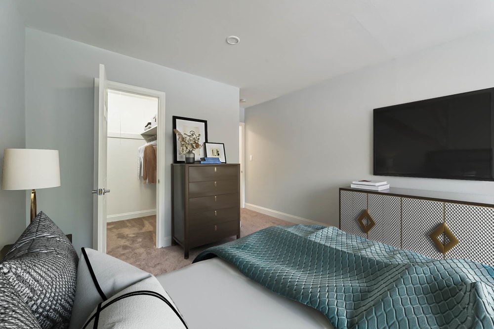 Spacious Bedroom at Eagle Rock Apartments at Woodbury in Woodbury, NY