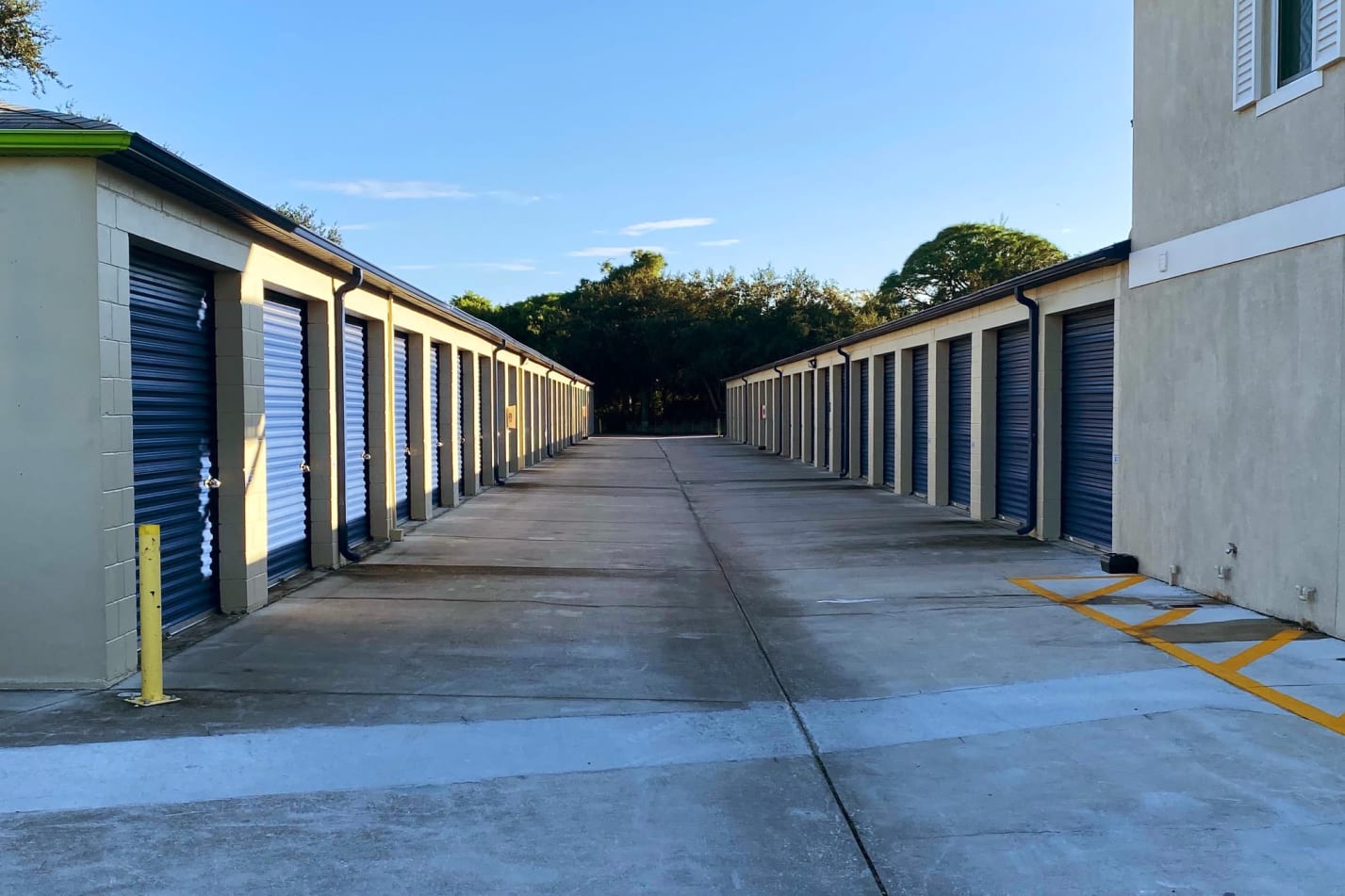 Exterior units at Midgard Self Storage in Cocoa, FL