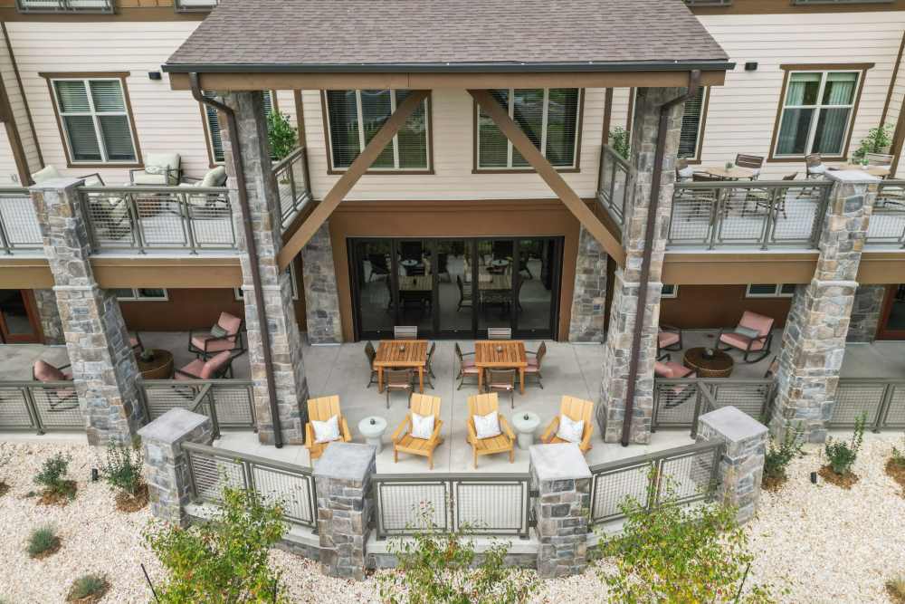 Outdoor seating area at Amira Choice Arvada in Arvada, Colorado
