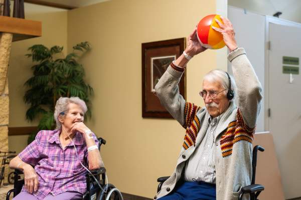 Resident working with a physical trainer at Meadows on Fairview in Wyoming, Minnesota