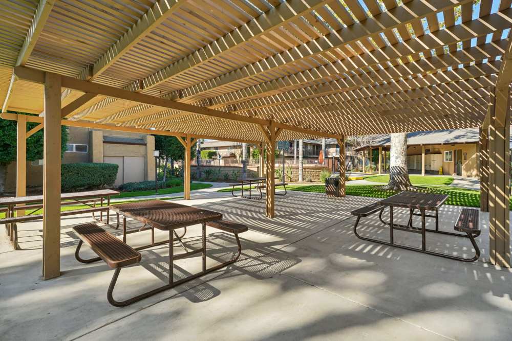 Picnic area at Casa Sierra in Riverside, California