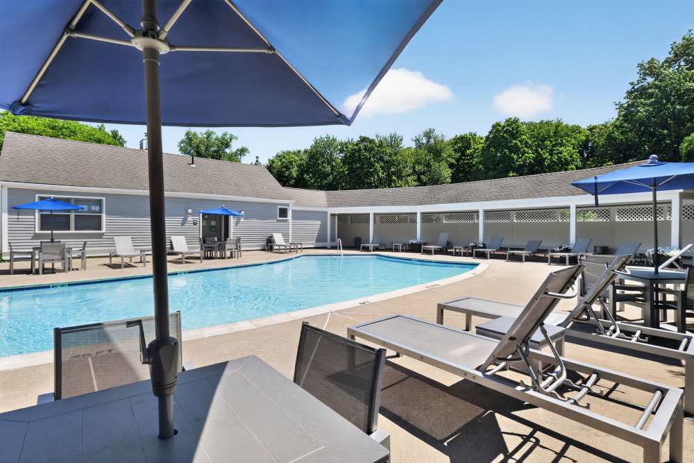 Eagle Rock Apartments at Enfield offers a Great for entertaining Swimming Pool in Enfield, Connecticut