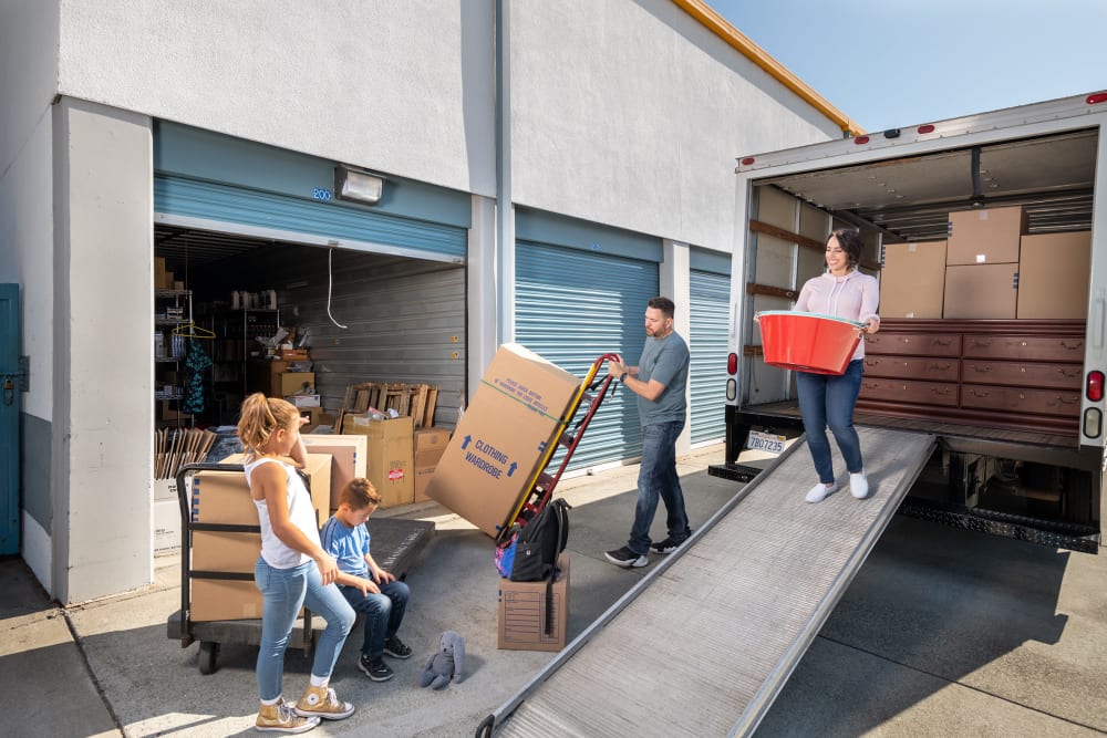 Storage Units Hayward, CA Hayward Storage LLC