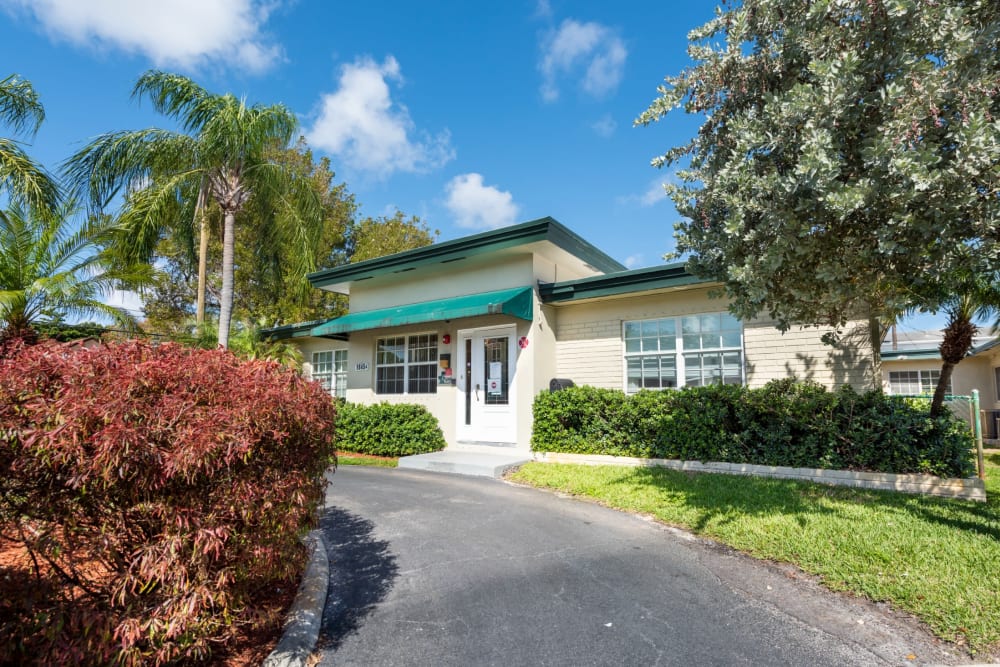 Exterior at Sunny Days Assisted Living in Hollywood, Florida