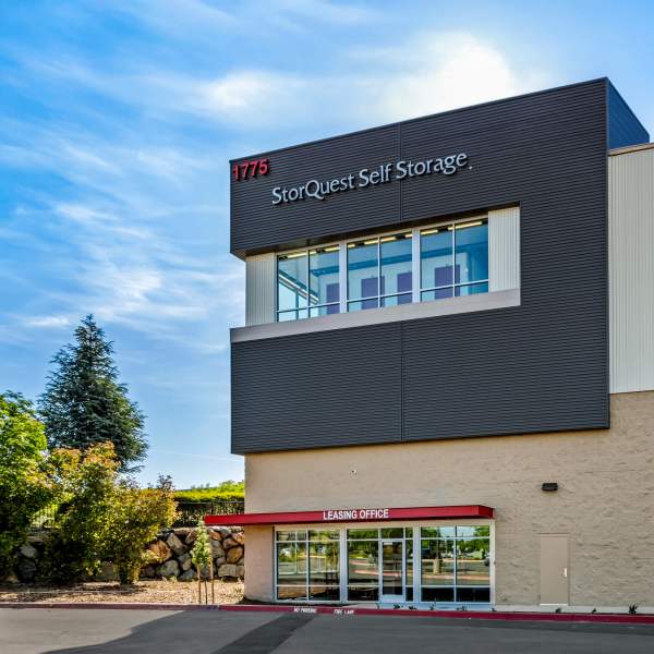 Exterior of StorQuest Self Storage in Oakland, California