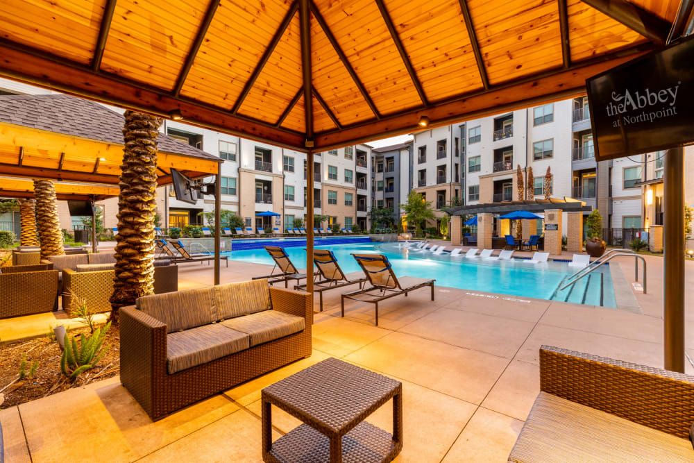 Swimming Pool & Poolside Cabana at The Abbey at Northpoint in Spring, Texas