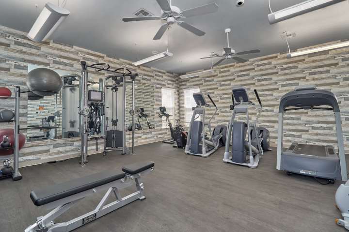Fitness Center at Columbus Station Apartments