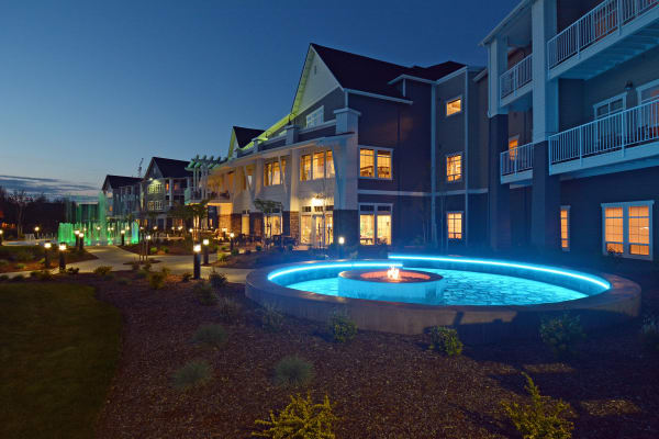 Fire pit at Waterford Grand in Eugene, Oregon