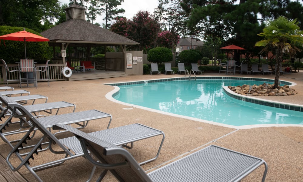 The community pool at The Mark Apartments in Ridgeland, MS