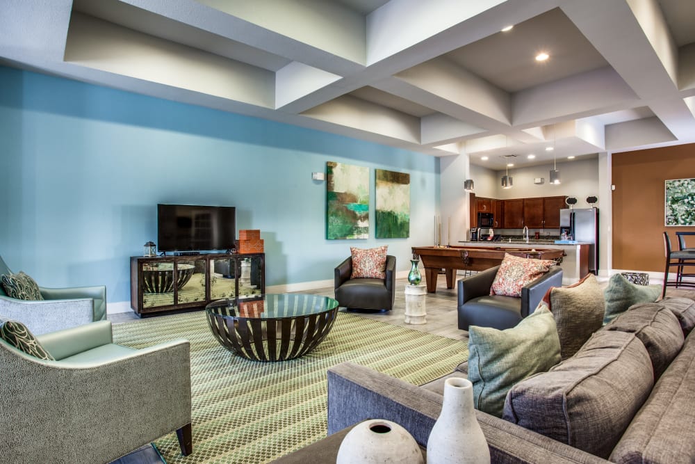 Photos of Arioso Apartments & Townhomes in Grand Prairie, TX