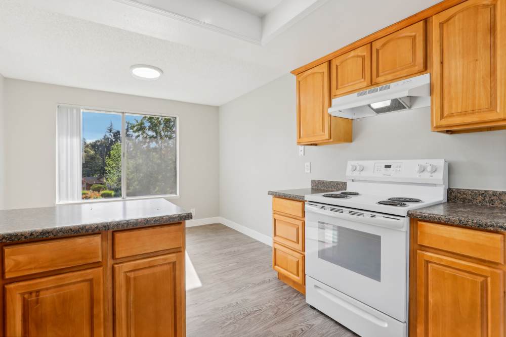 Modern kitchen at Cascade Park Apartment Homes in Vancouver, Washington