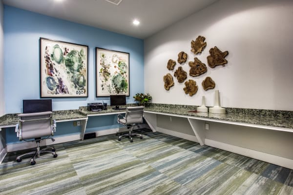 You won't be disappointed with the impressive list of amenities at Arioso Apartments & Townhomes in Grand Prairie, TX