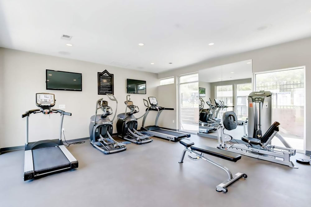 Fitness center at Hampton Manor Apartments & Townhomes in Cockeysville, Maryland