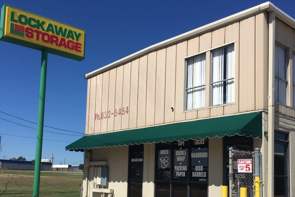 Front Office Exterior Texarkana, Texas near Lockaway Storage
