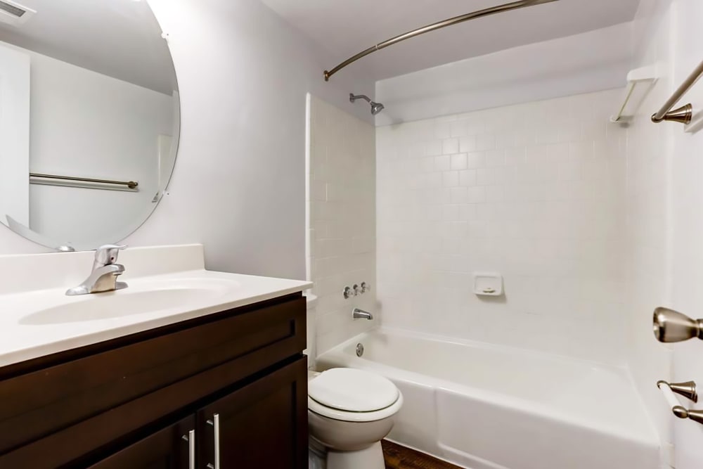 Model bathroom song at Hampton Manor Apartments and Townhomes in Cockeysville, Maryland