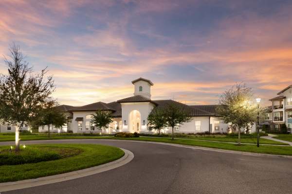 The entrance to Shadetree Apartments in Ruskin, Florida