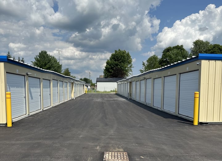 Drive-Up Units in St. Marys, ON