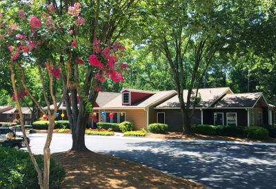 Well-maintained landscaping at our apartments in Norcross