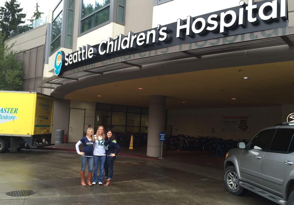 American Capital Group employees volunteering at a children's hospital in Bellevue, Washington.