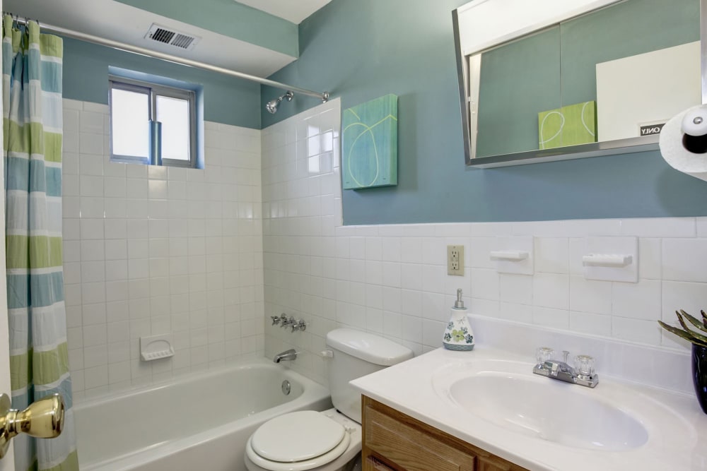 Model bathroom at Barclay Square Apartments in Baltimore, Maryland
