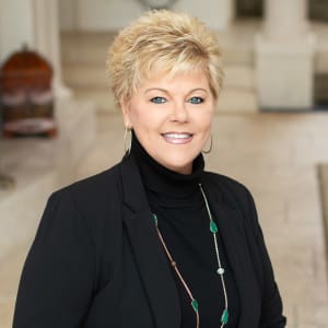 Team member Sandy Eckhardt at CREA Management in Austin, Texas