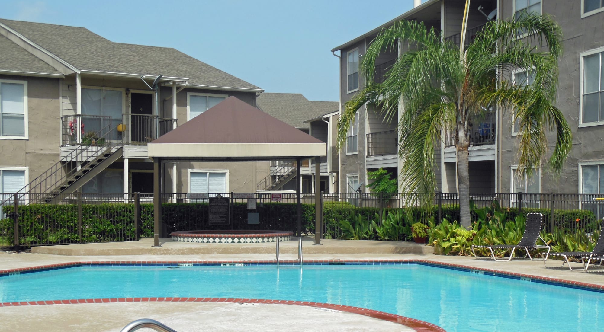 Apartments at Walden Pond in Houston, Texas