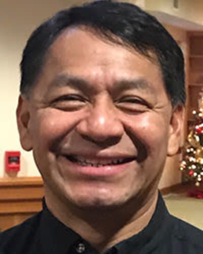Luis Garcia, Dining Services Manager at Quail Park at Browns Point in Tacoma, Washington