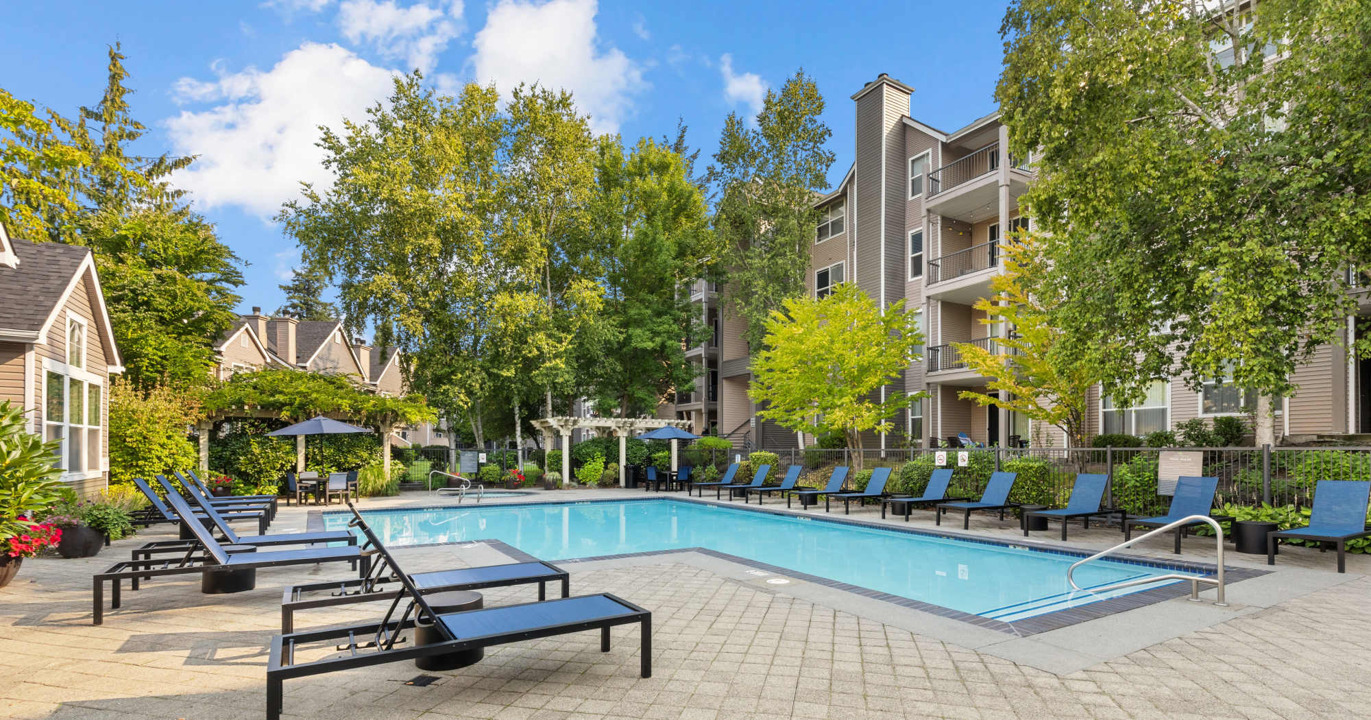 Pool view Everett, Washington apartments at HighGrove Apartments