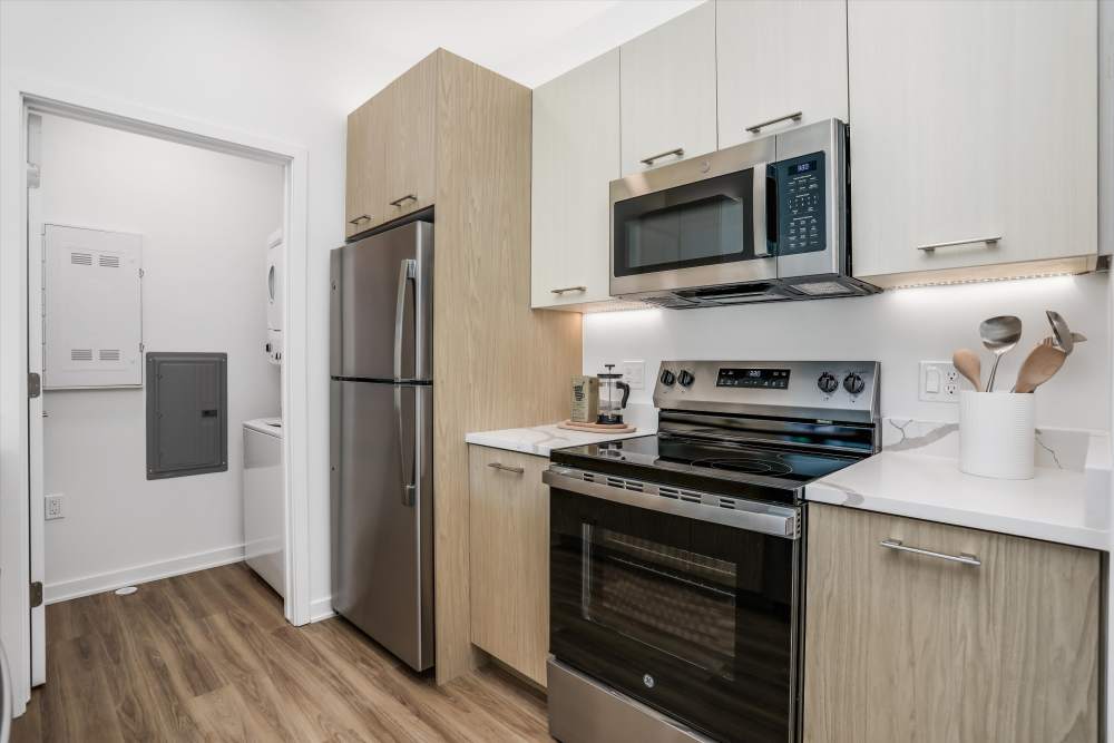Fully-equipped kitchen at Innova in Novi, Michigan