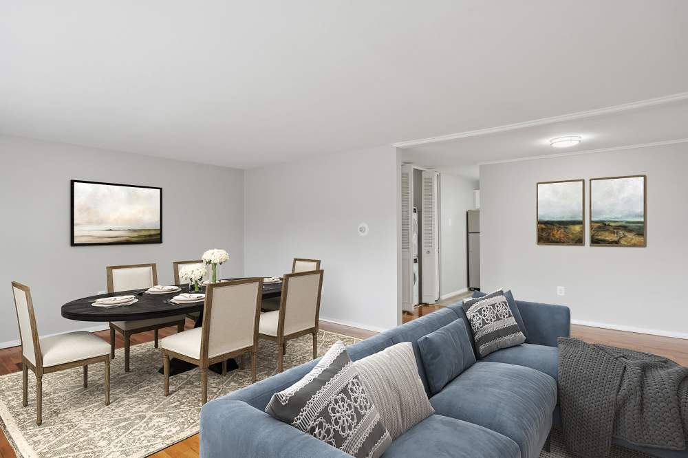  Dining table at Eagle Rock Apartments at West Hartford in West Hartford, Connecticut