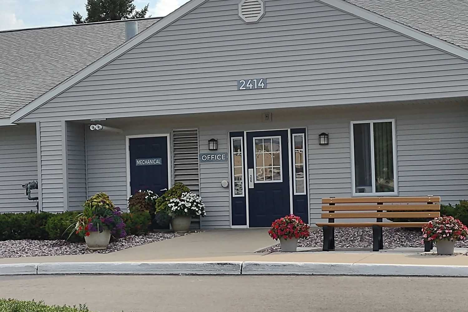 Exterior view of the community apartment at Willow Creek Apartments in Escanaba, Michigan