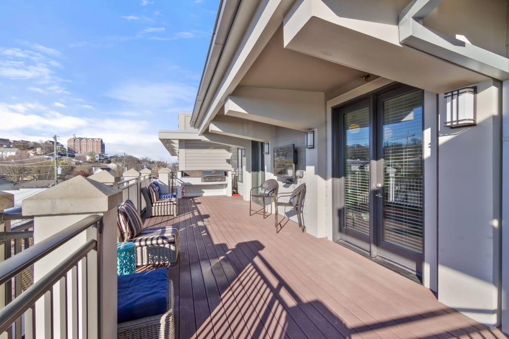 Community balcony at 12 South Apartments in Nashville, Tennessee