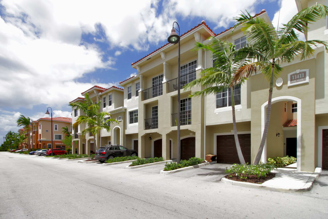 Exterior view of resident buildings at IMT Miramar in Miramar, Florida