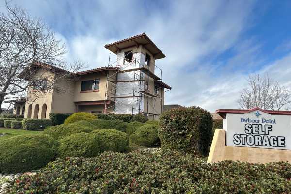 Read reviews about Harbour Point Self Storage in Elk Grove, California