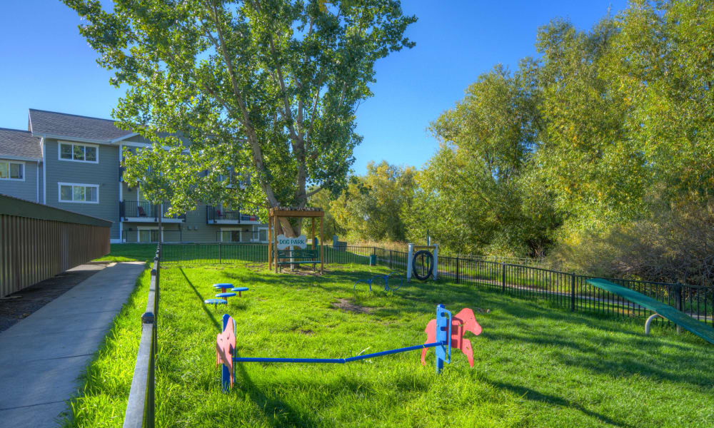 Pet Friendly community at Mountain View Apartments offering outdoor dog park in Bozeman, Montana