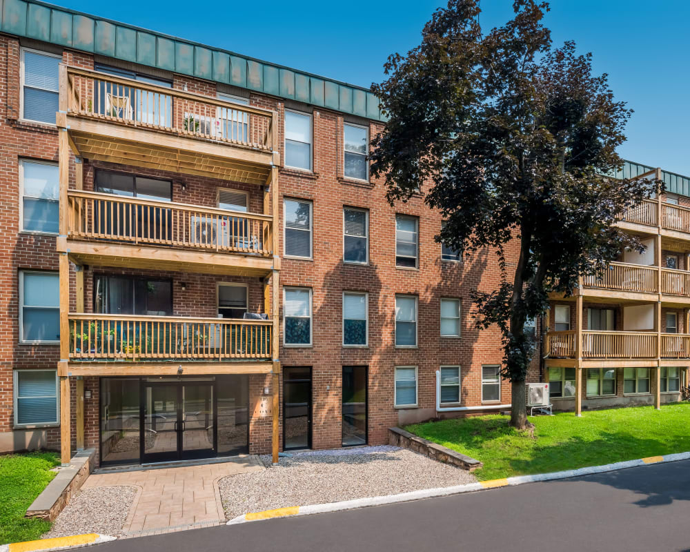 Exterior of Cove West Hartford | Apartments in West Hartford, Connecticut