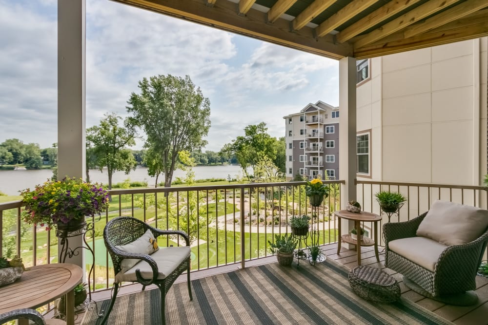 Learn more about Applewood Pointe of Champlin in Champlin, Minnesota