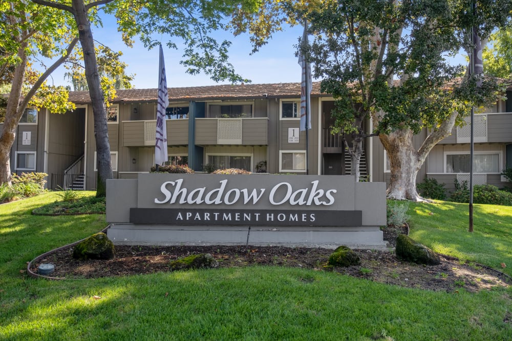Sign at Shadow Oaks Apartment Homes in Cupertino, California