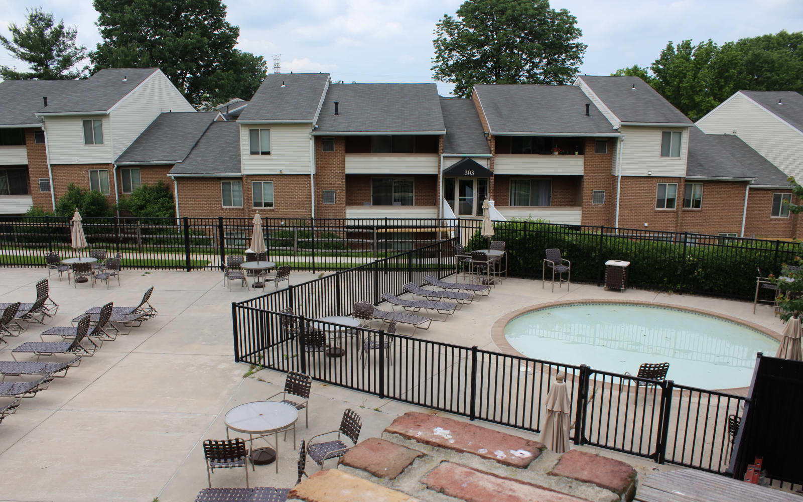 Hot tub for residents at Hunt Club Apartments in Cockeysville, Maryland