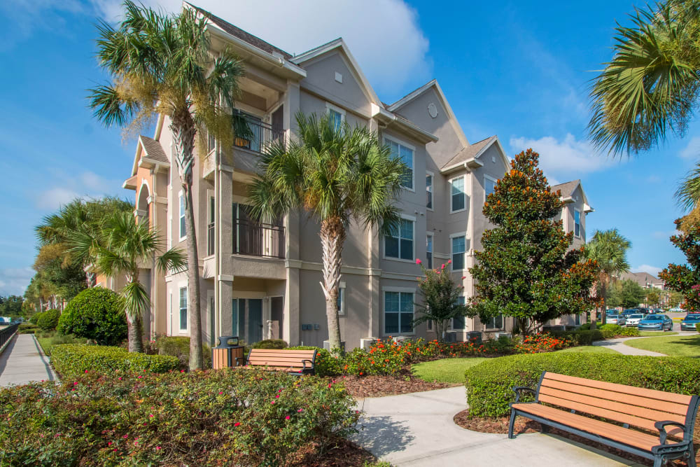 Landings at Four Corners Apartments with Air Conditioning Landings at Four Corners Apartments with Air Conditioning