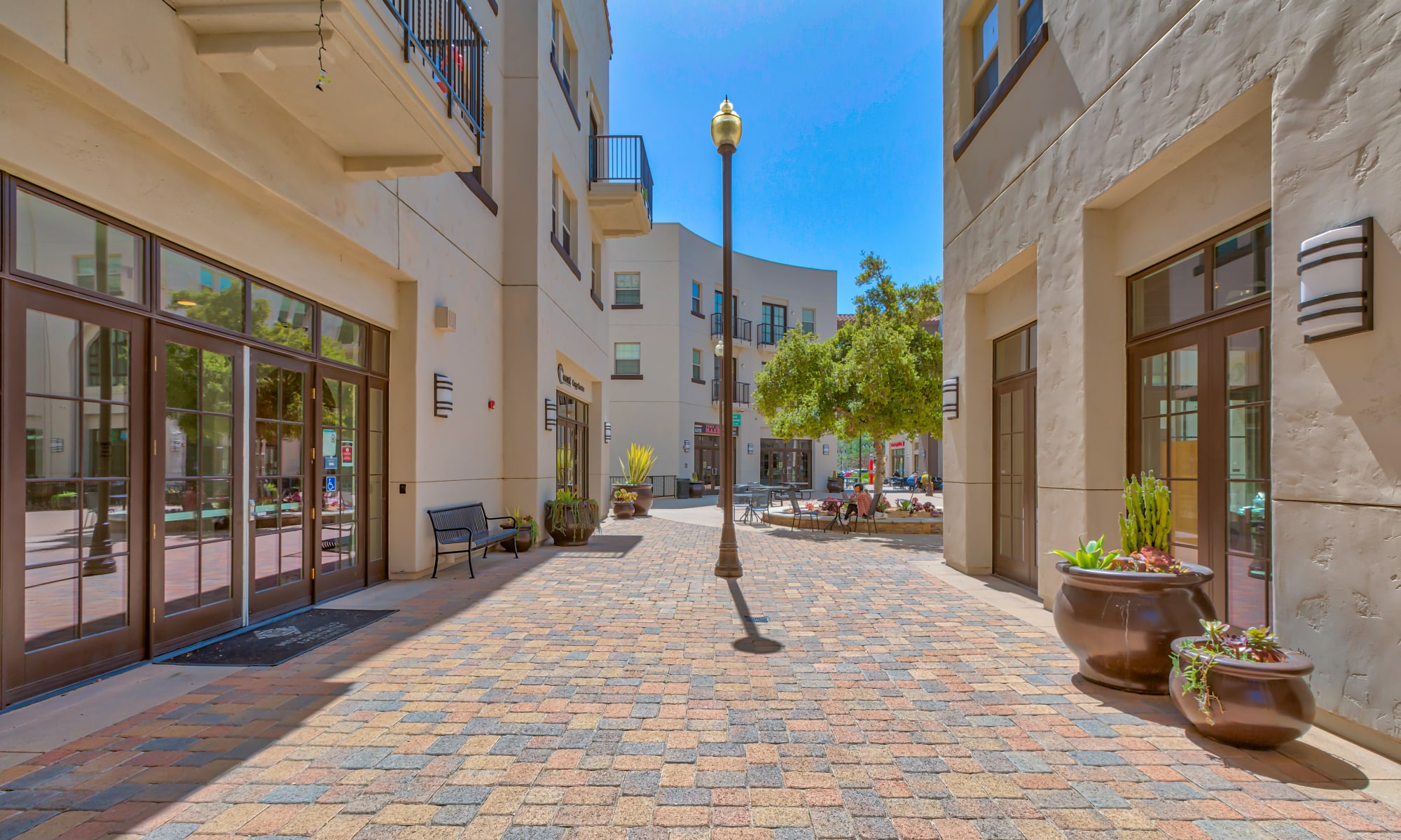 Town Center walkway  at Mission Hills in Camarillo, California