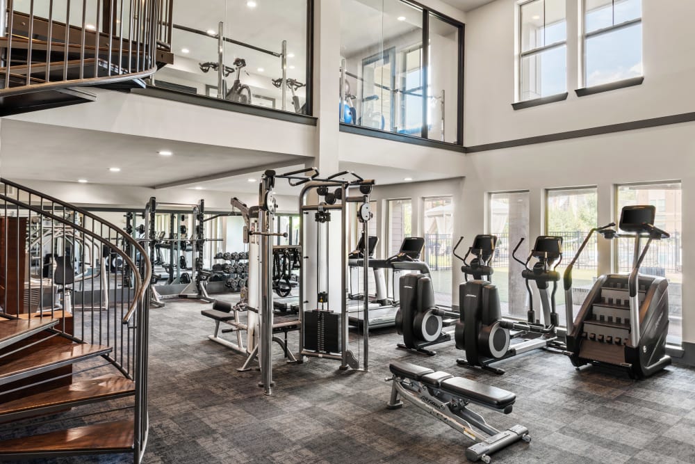 Enjoy apartments with a gym at The Sawyer at One Bellevue Place in Nashville, Tennessee