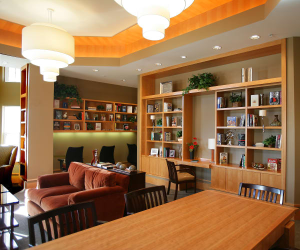 Bright library for residents at All Seasons of Rochester Hills in Rochester Hills, Michigan