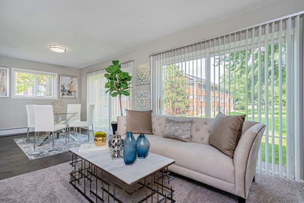 Schedule your tour of Independence Green Apartments today and see the wonderful neighborhood that you could be calling home!