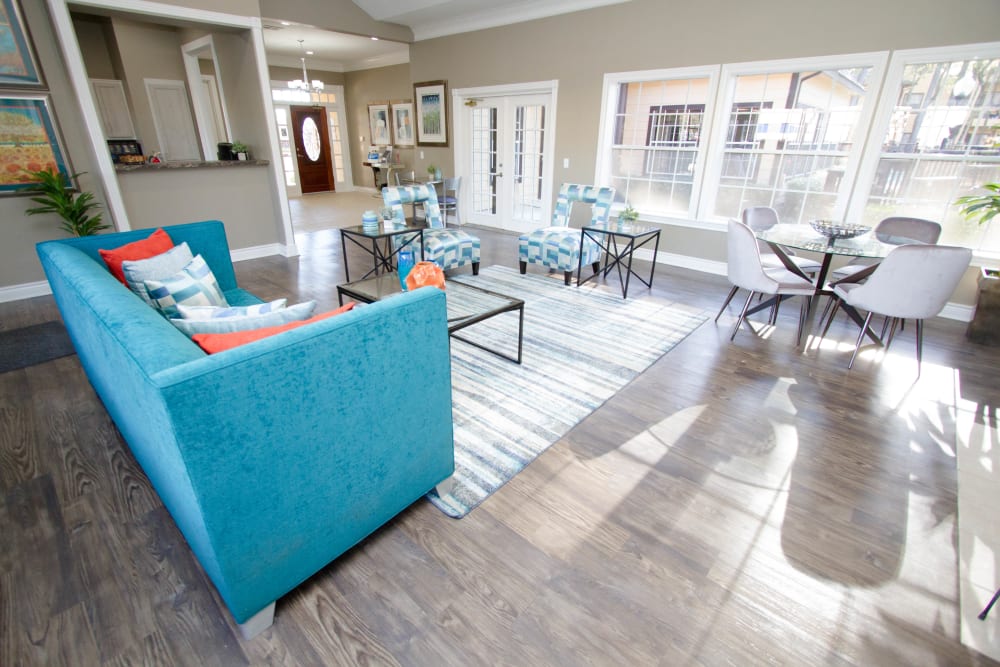 The sophisticated clubhouse at Eagle Crest Apartments in Humble, Texas